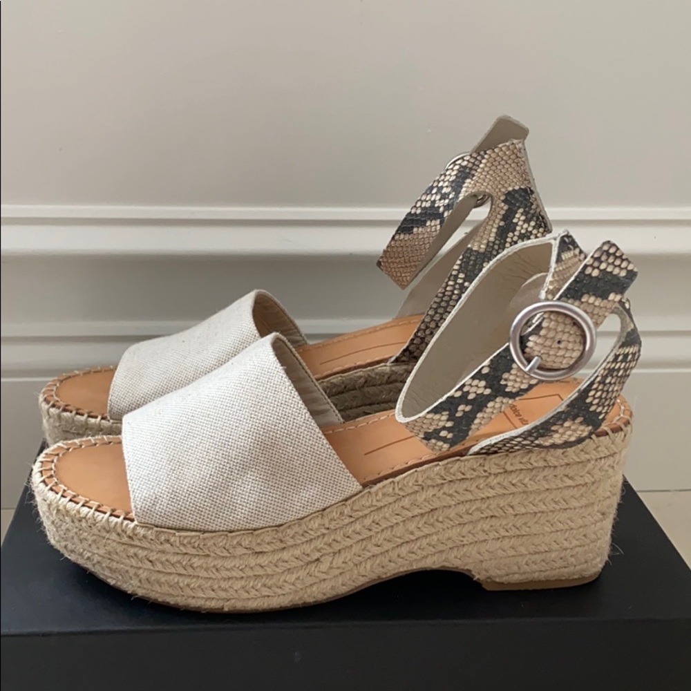 Dolce Vita Lesly Wedges in Snake Skin Print - Picture 3 of 6